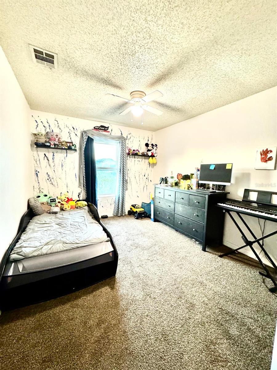 Image 10 of 16 For 104 Green Cove Court