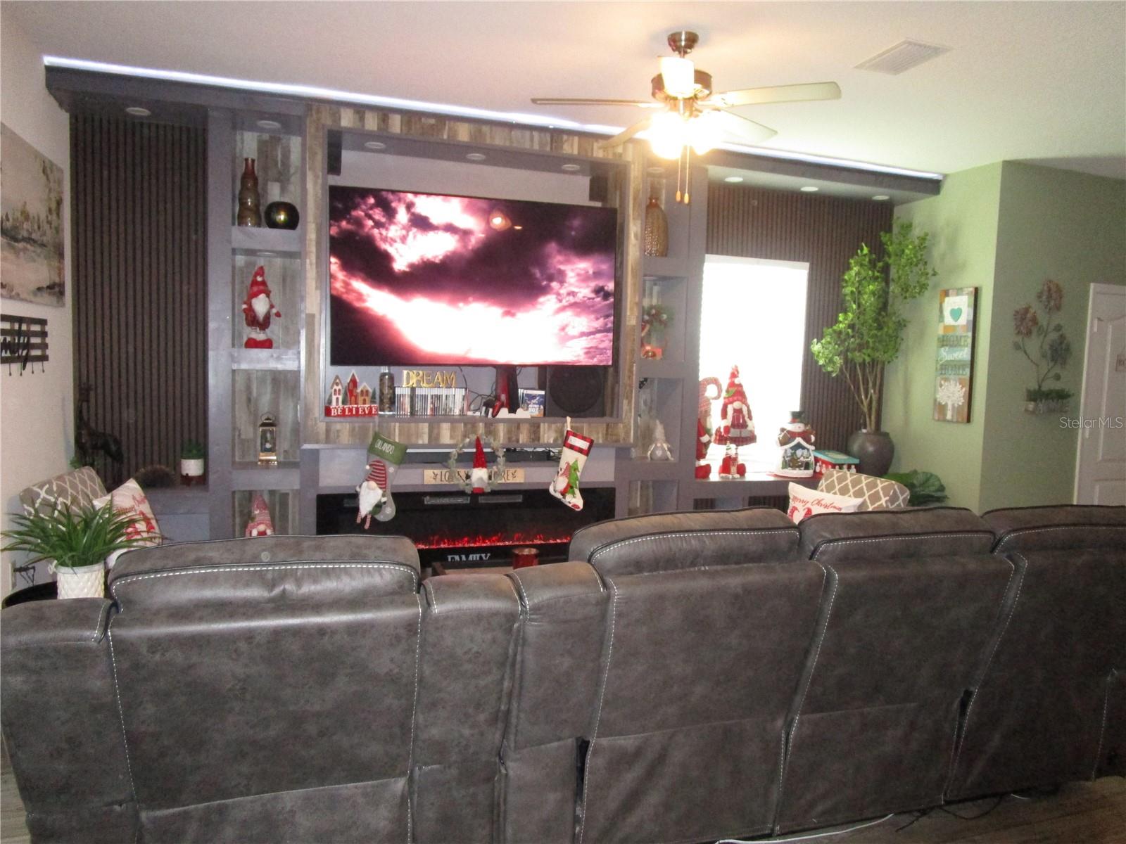 Image 32 of 44 For 5517 Fez Court