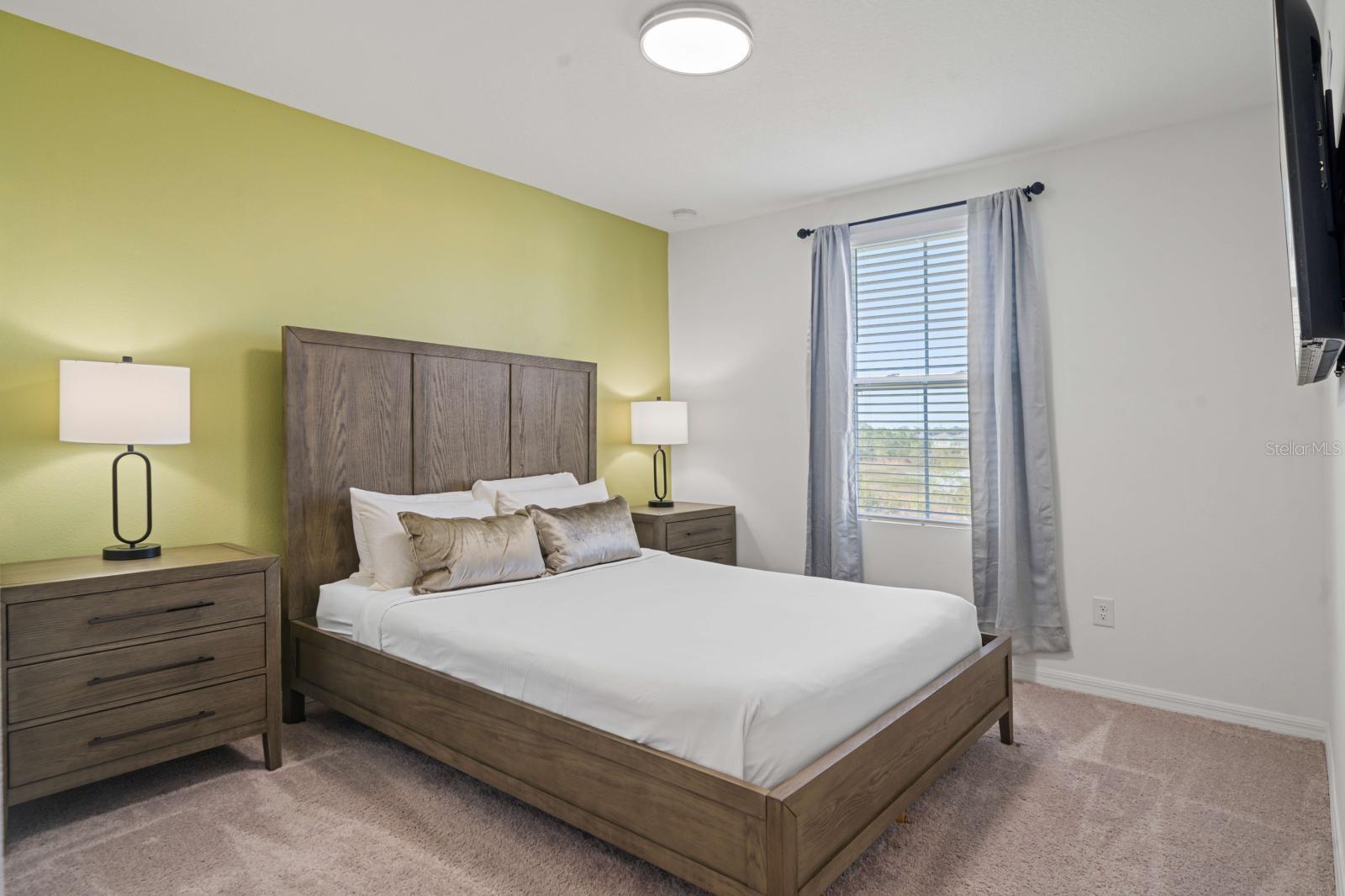 Image 21 of 28 For 630 Longboat Drive