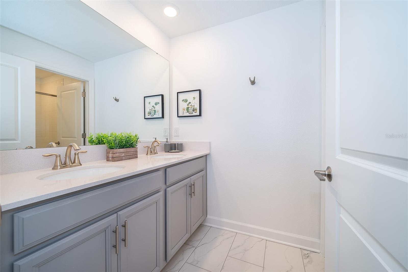 Image 18 of 30 For 2990 Protagonist Street