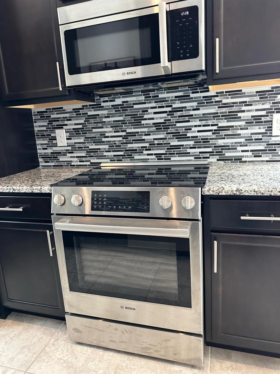 Image 12 of 27 For 8941 Sperry Street