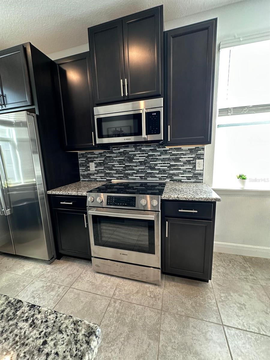 Image 9 of 27 For 8941 Sperry Street