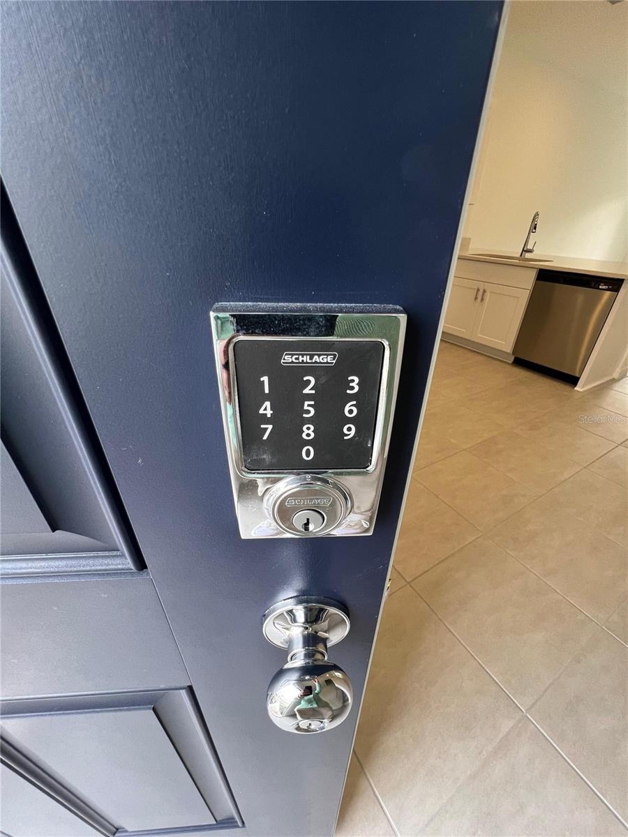 Image 19 of 22 For 2983 Skyline Loop