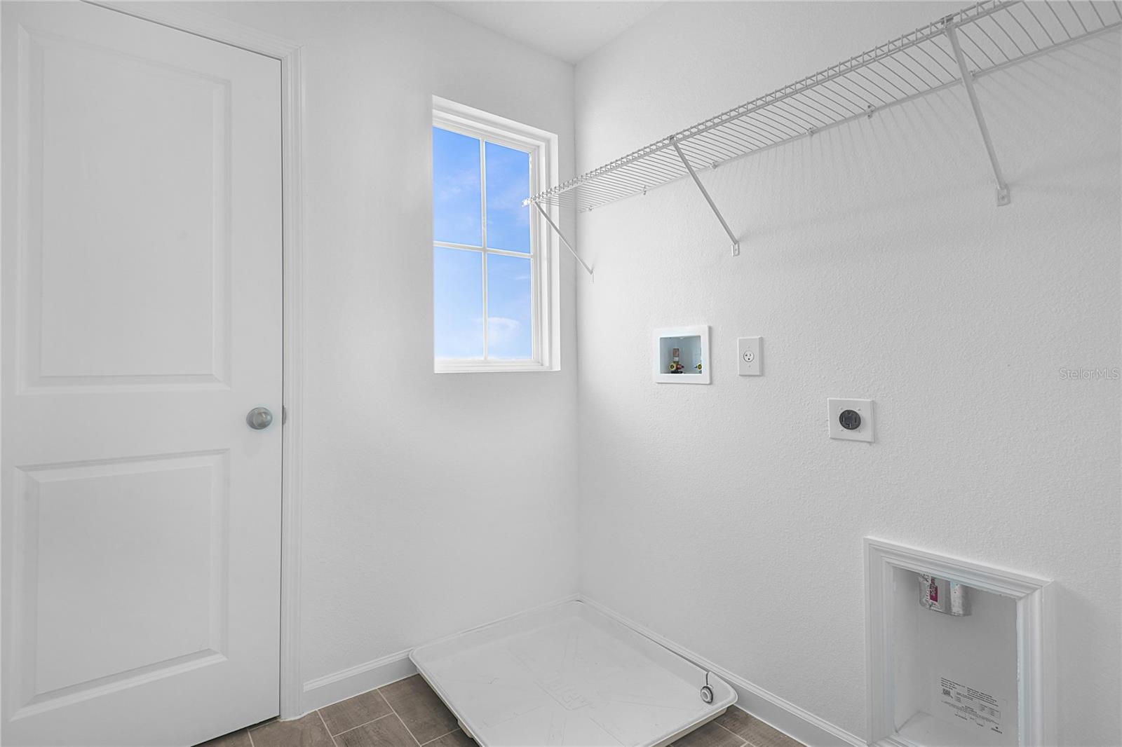 Image 17 of 26 For 6147 Daphne Street