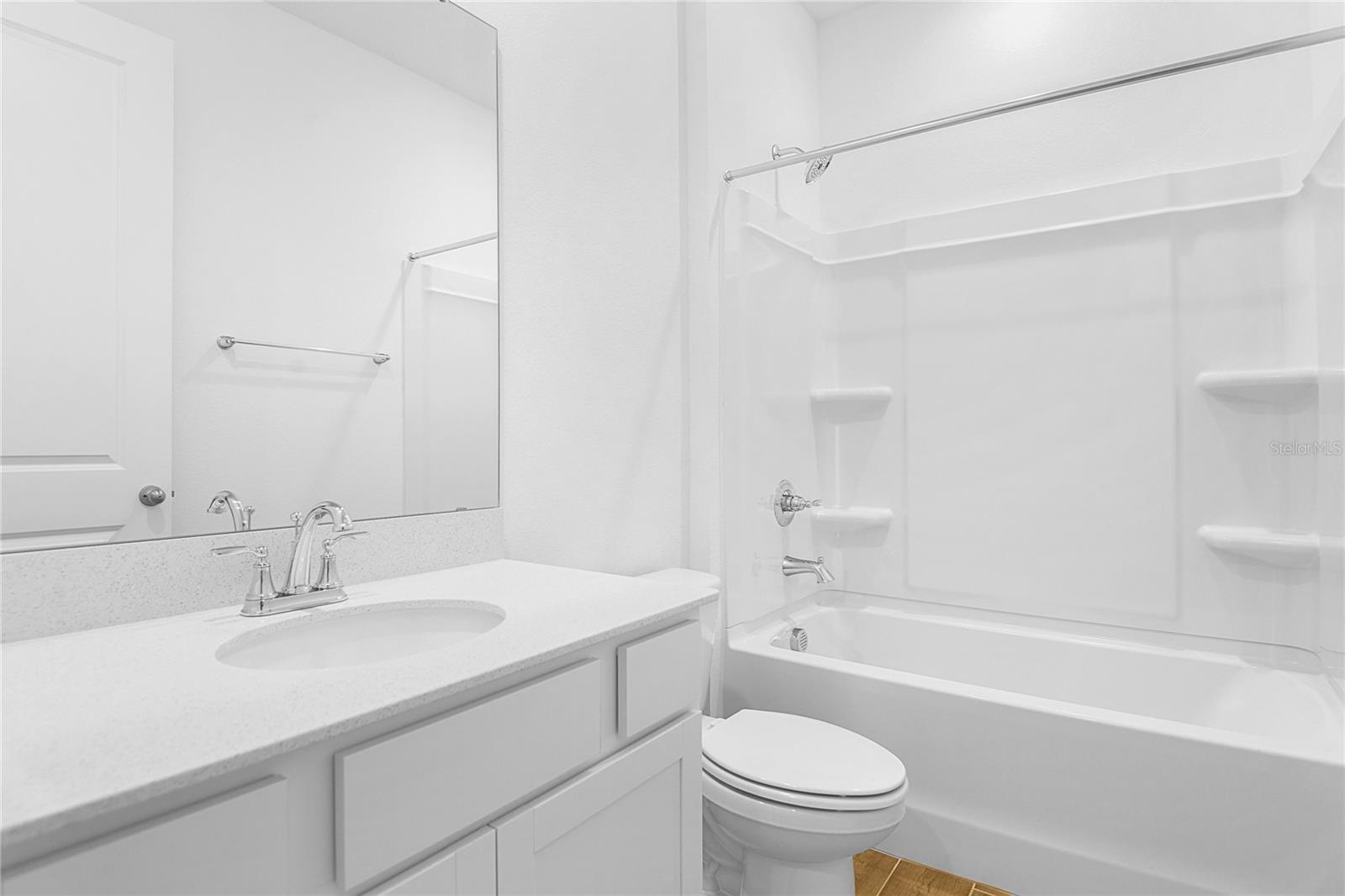 Image 4 of 26 For 6147 Daphne Street