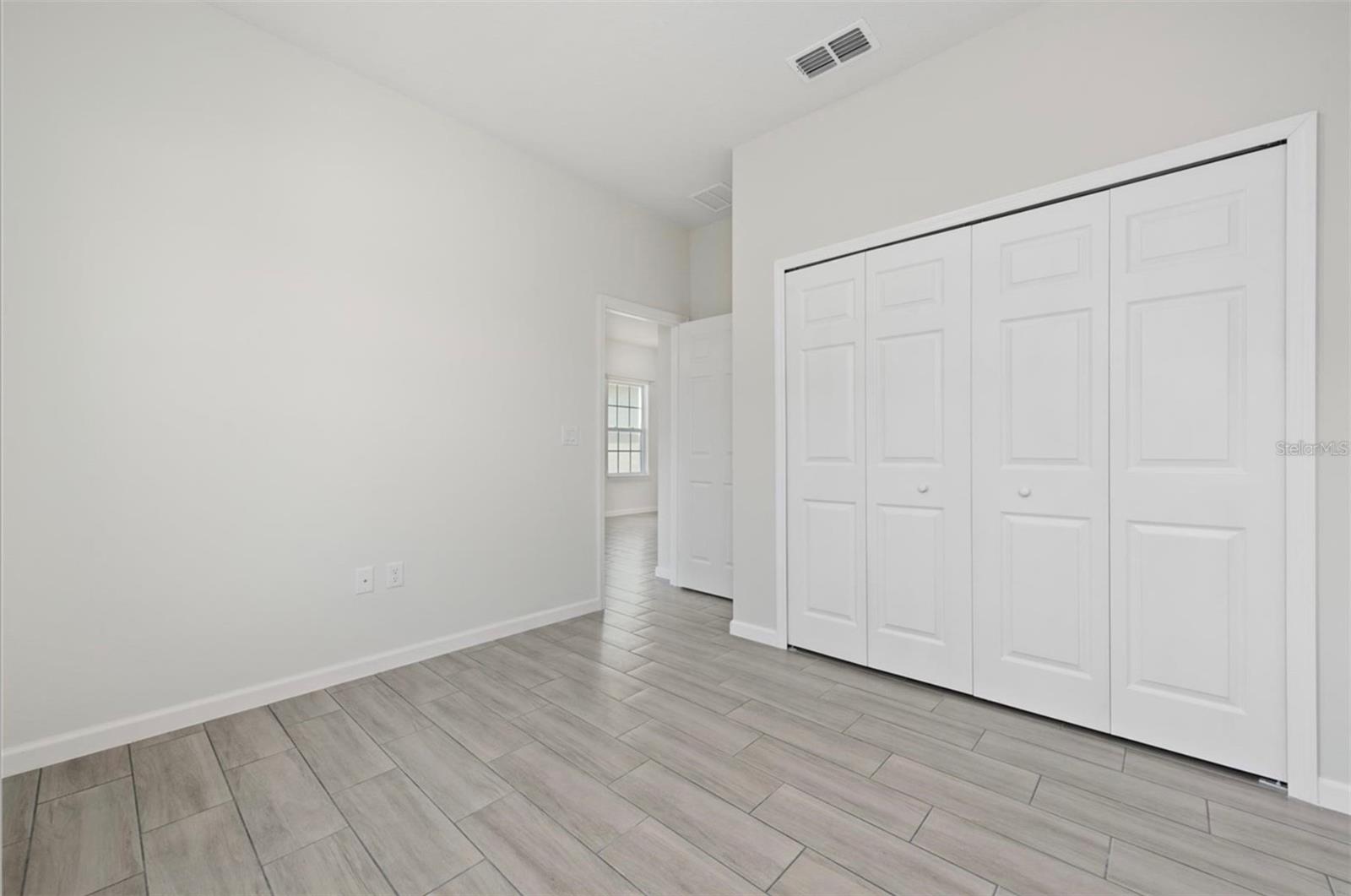 Image 18 of 35 For 719 Martin Lane