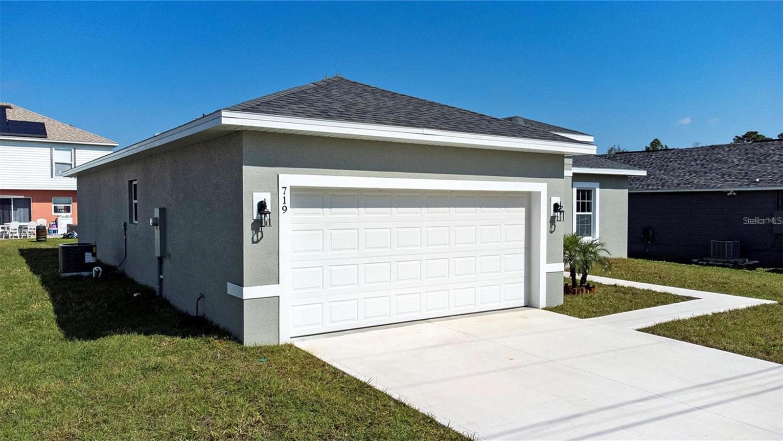 Image 2 of 35 For 719 Martin Lane