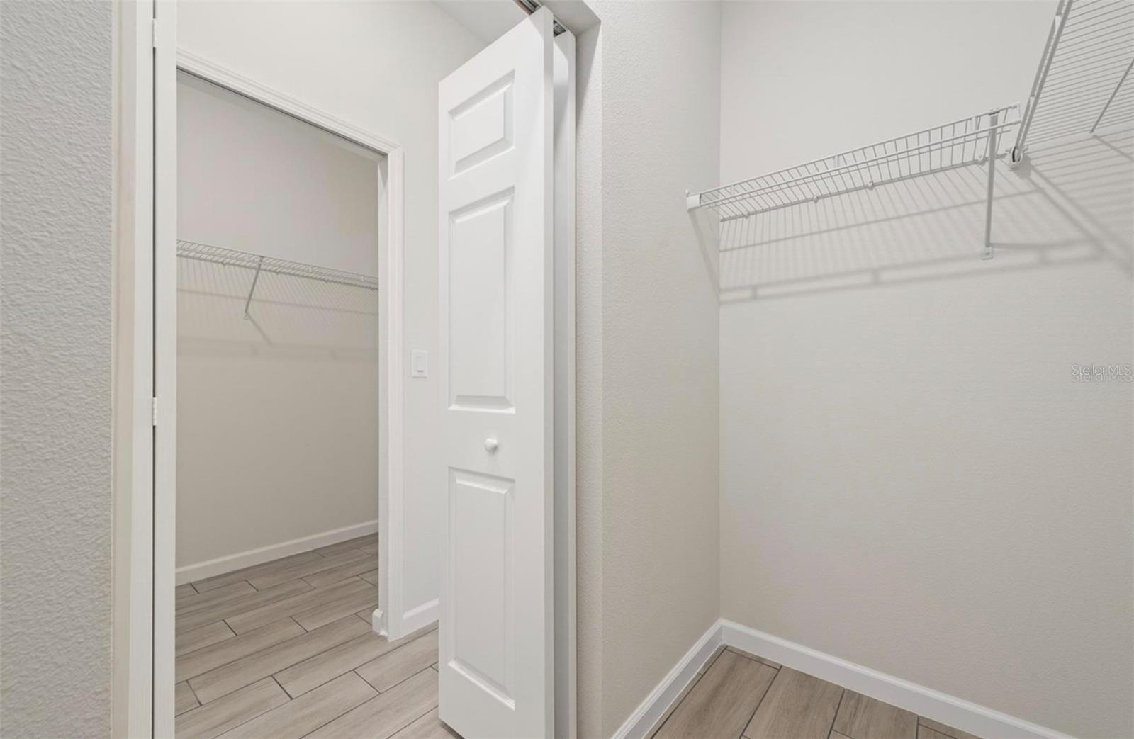 Image 24 of 35 For 719 Martin Lane