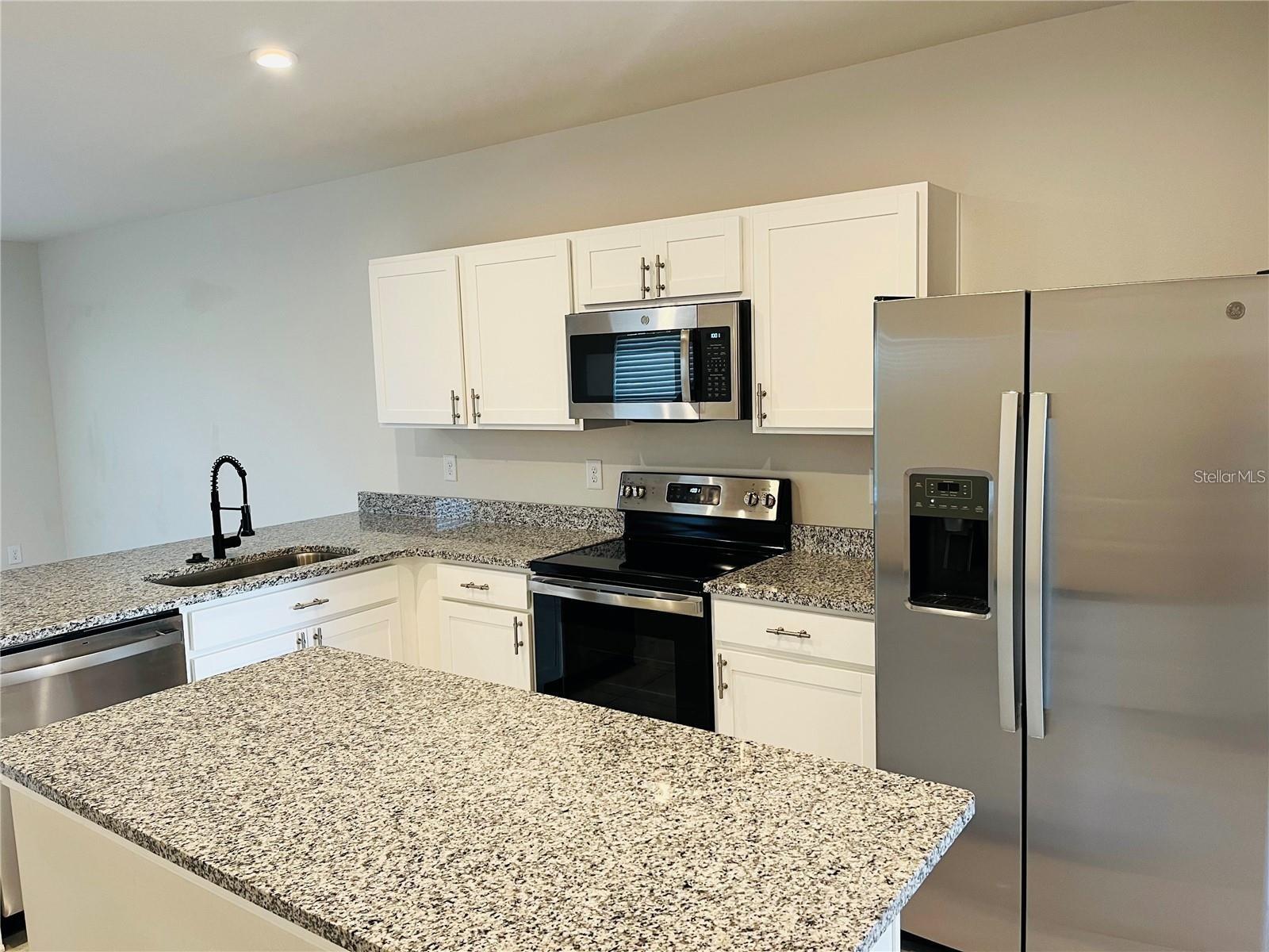 Image 16 of 23 For 294 Blueberry Lane