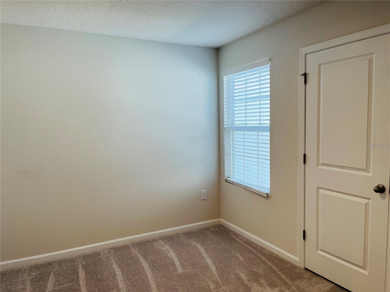 Image 19 of 23 For 294 Blueberry Lane