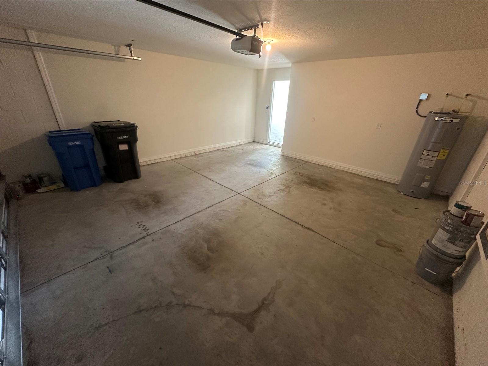 Image 34 of 43 For 16626 Mosaic Oar Drive