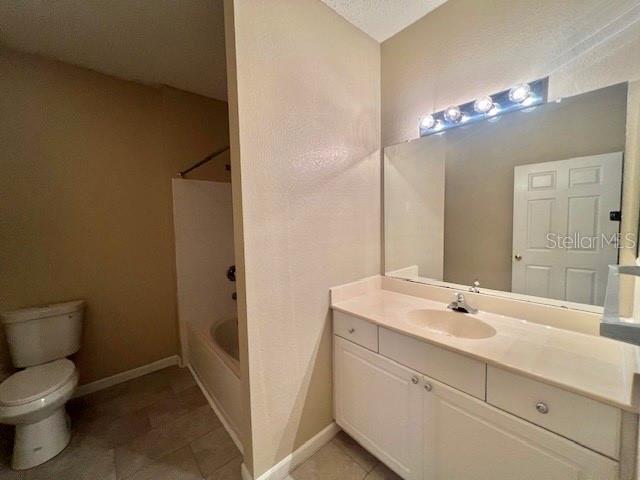 Image 16 of 19 For 424 Arbor Lakes Circle 424