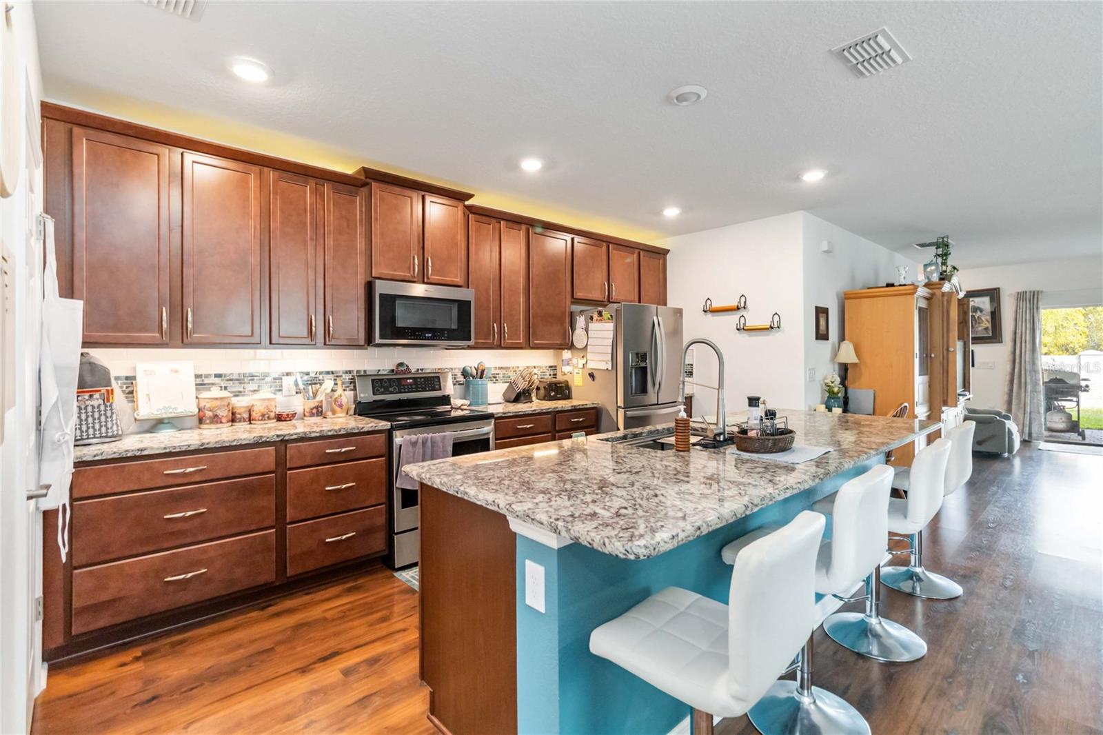 Image 11 of 38 For 2879 Parkfield Road