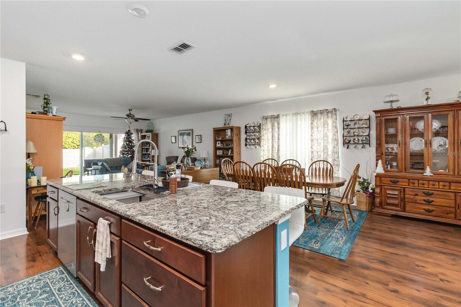 Image 12 of 38 For 2879 Parkfield Road