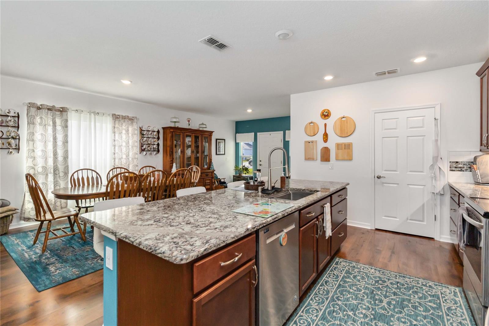 Image 13 of 38 For 2879 Parkfield Road