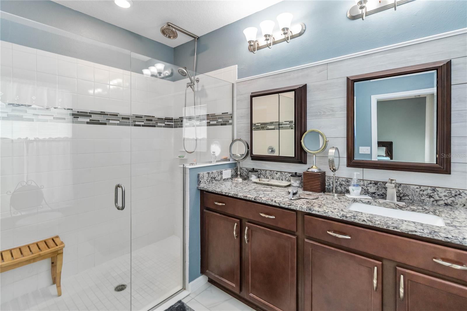 Image 14 of 38 For 2879 Parkfield Road