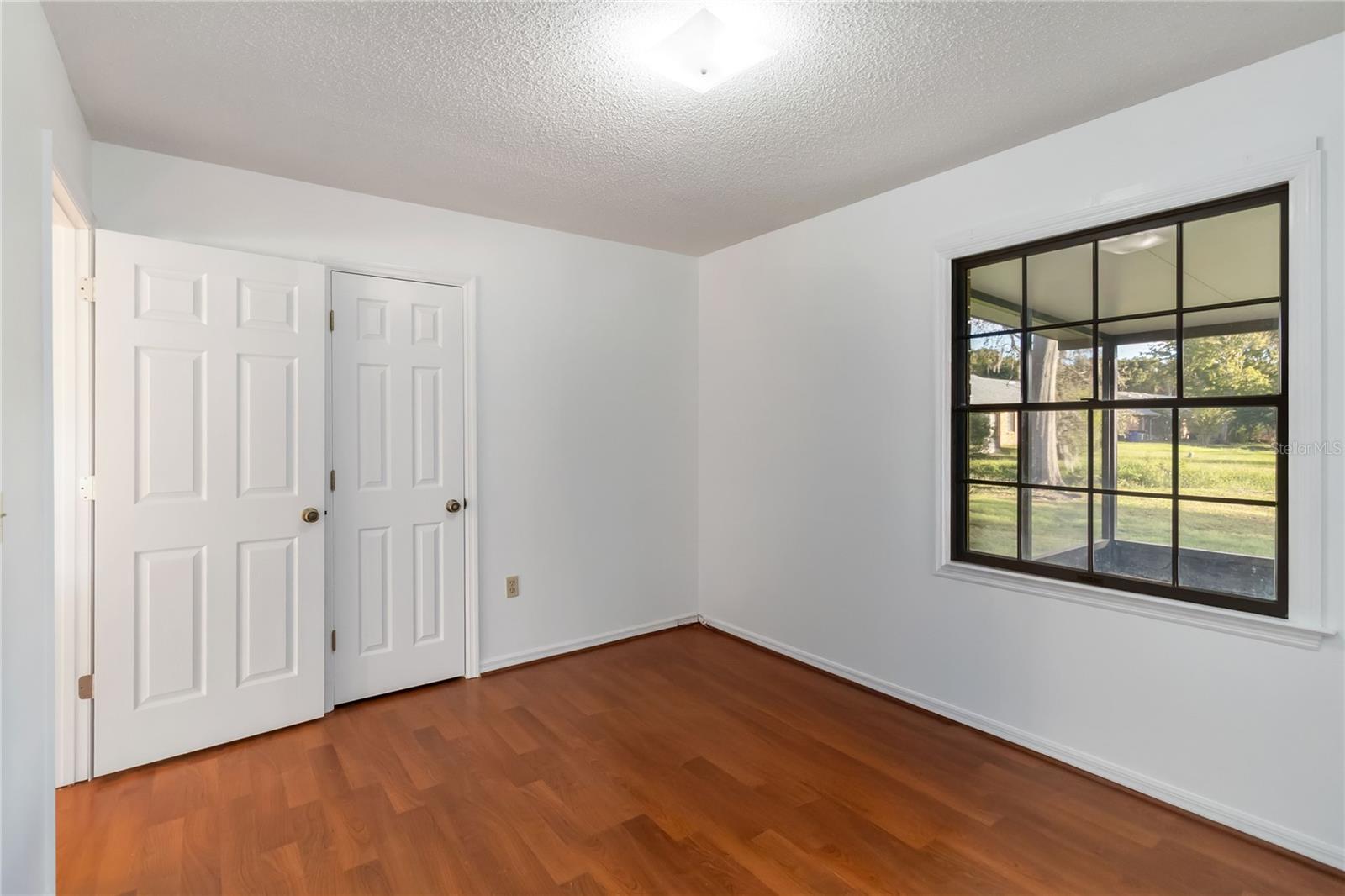 Image 17 of 30 For 4207 Hamilton Court