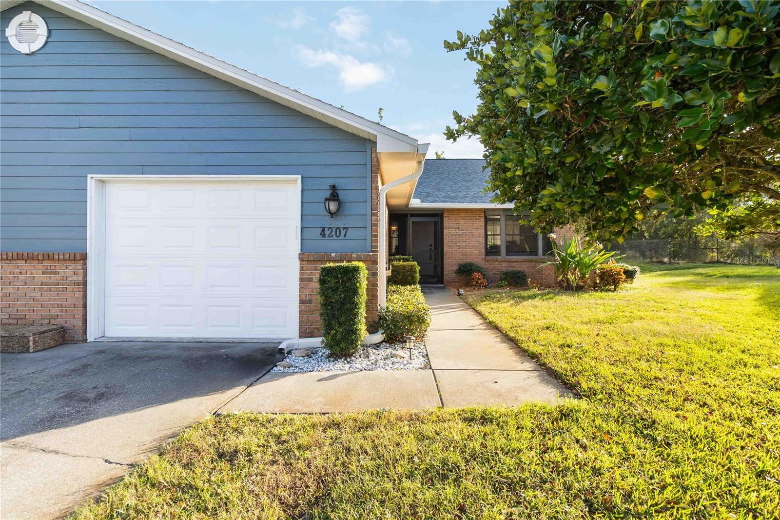 Image 2 of 30 For 4207 Hamilton Court