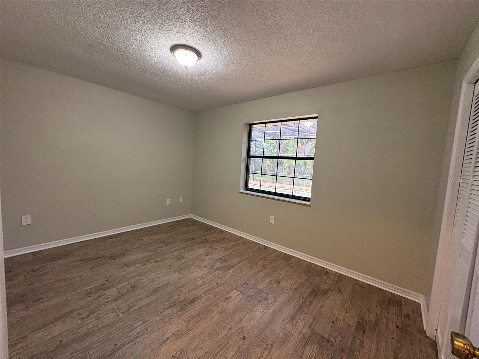 Image 9 of 13 For 510 Simpson Road