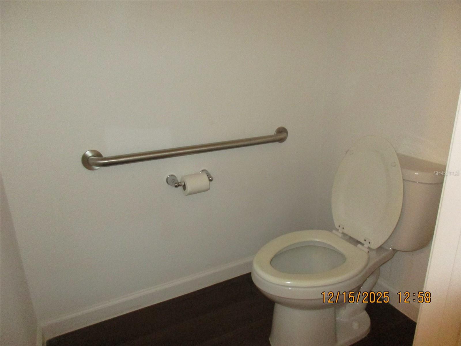 Image 17 of 37 For 3230 Stratton Circle