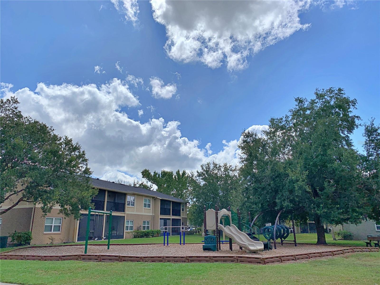 Image 15 of 21 For 9800 Turf Way 2