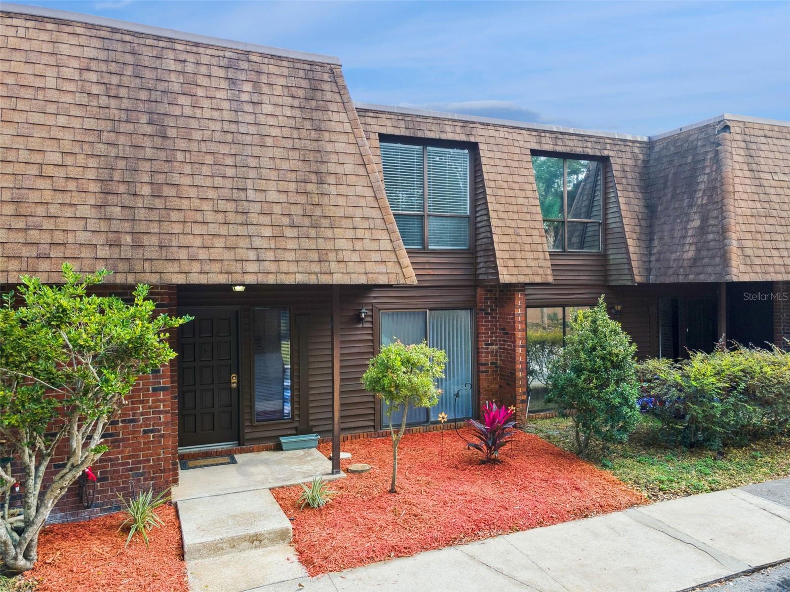 Details for 1836 Crystal Lake Drive, LAKELAND, FL 33801