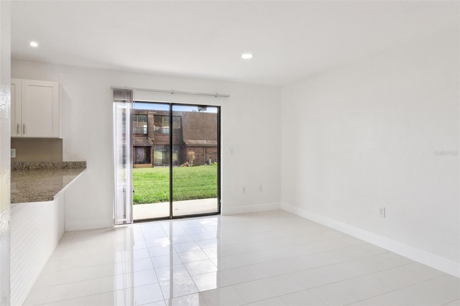 Image 14 of 34 For 1836 Crystal Lake Drive