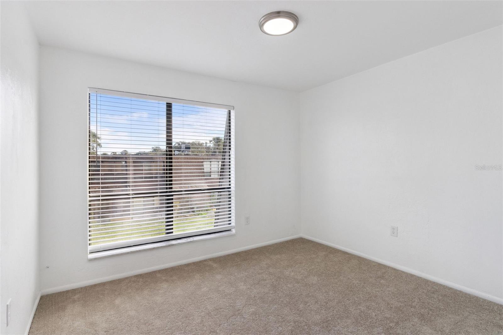 Image 16 of 34 For 1836 Crystal Lake Drive