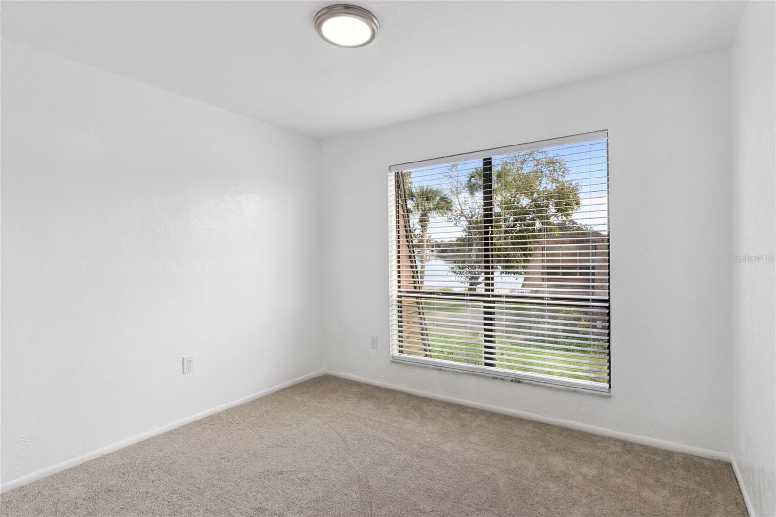 Image 24 of 34 For 1836 Crystal Lake Drive