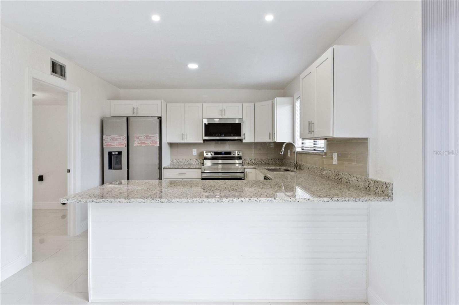 Image 8 of 34 For 1836 Crystal Lake Drive