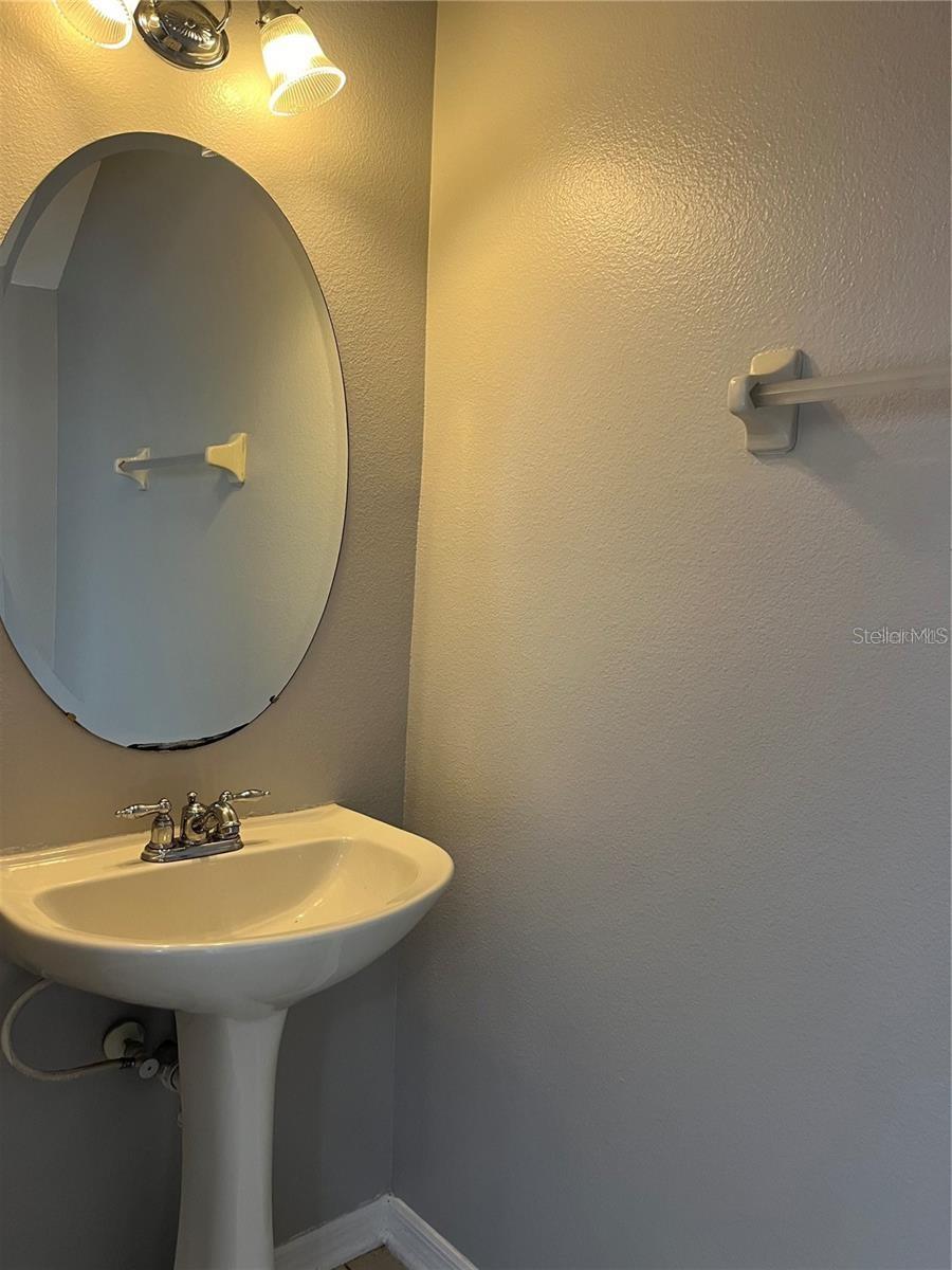 Image 10 of 25 For 3424 Victoria Pines Drive 169