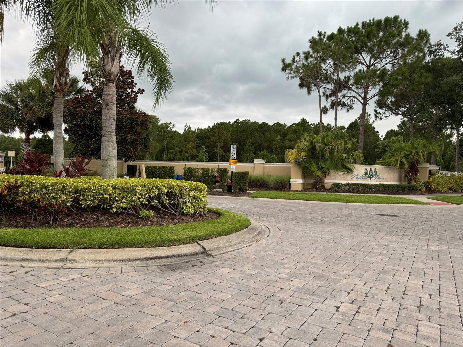 Image 22 of 25 For 3424 Victoria Pines Drive 169