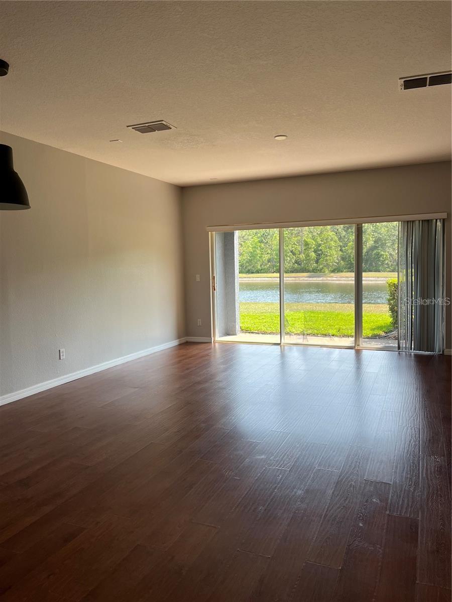 Image 5 of 25 For 3424 Victoria Pines Drive 169