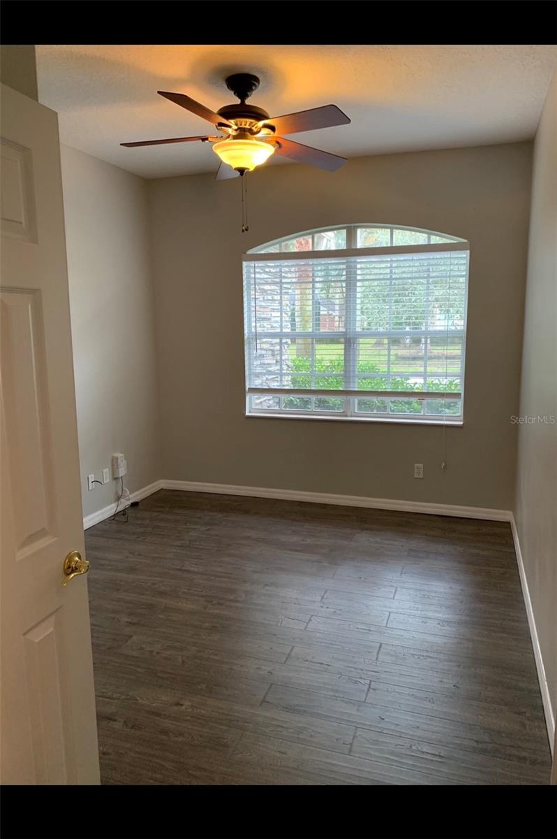 Image 11 of 22 For 761 Broadoak Loop