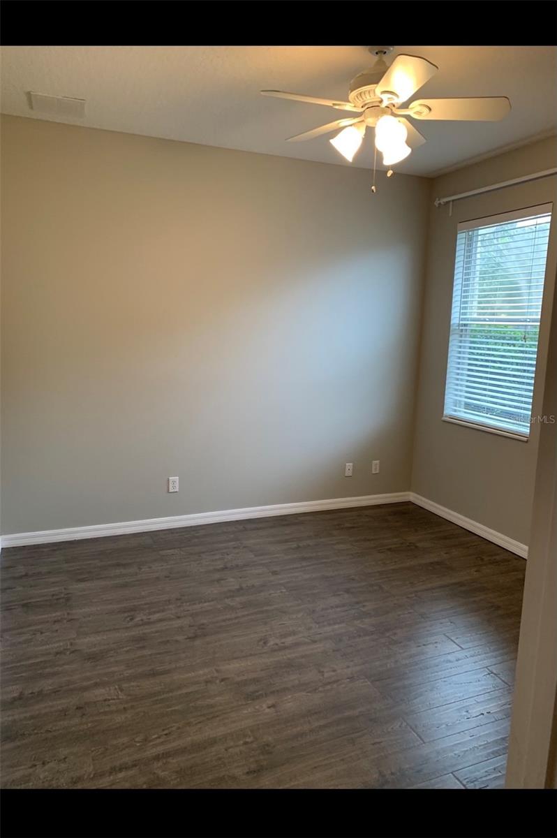 Image 15 of 22 For 761 Broadoak Loop