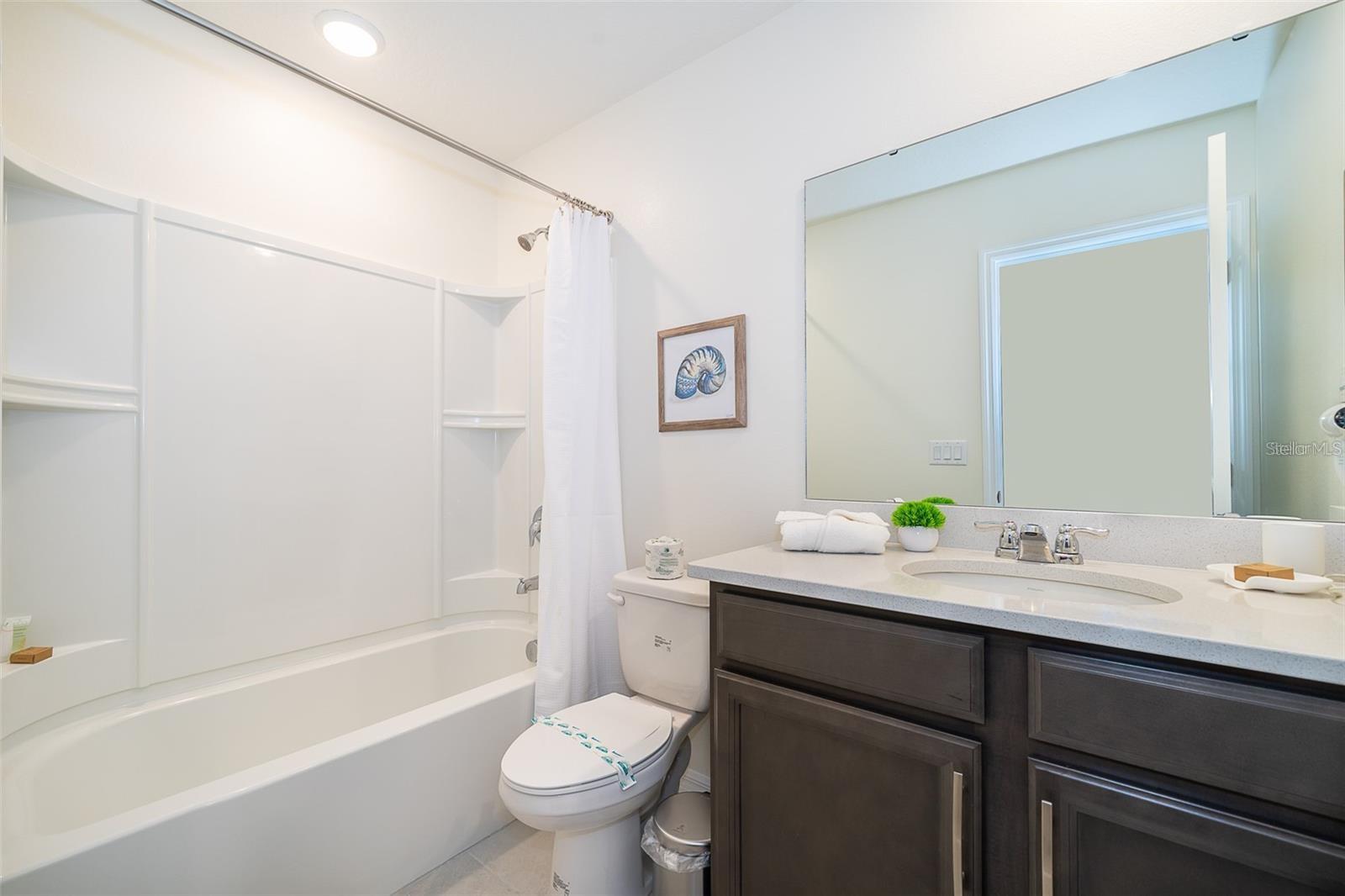 Image 15 of 29 For 1636 Tropical Palms Circle