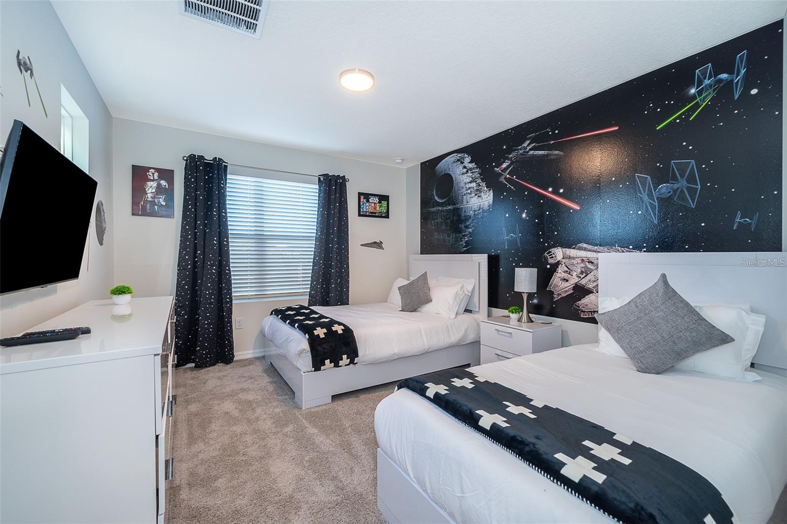 Image 16 of 29 For 1636 Tropical Palms Circle