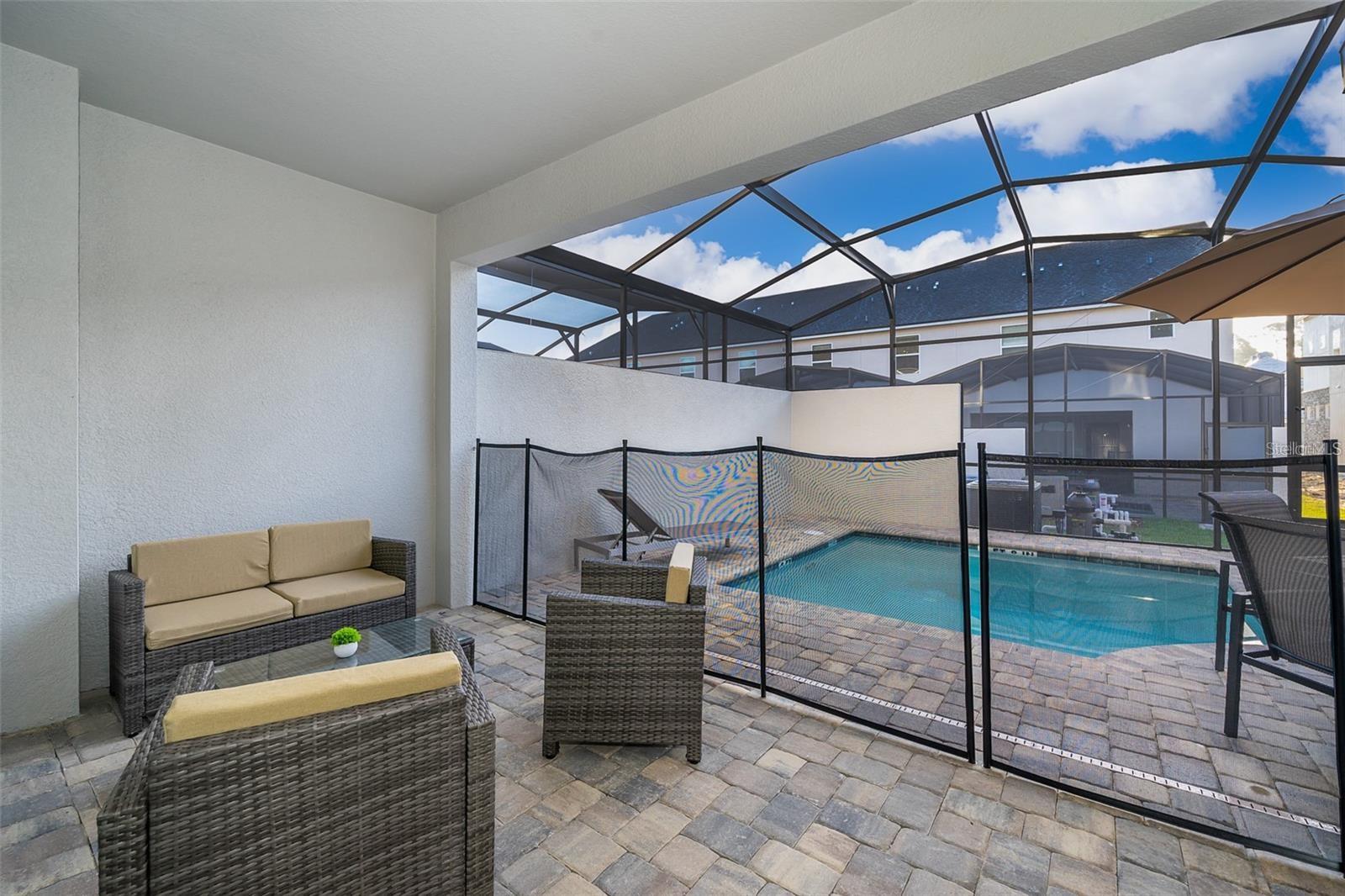 Image 22 of 29 For 1636 Tropical Palms Circle