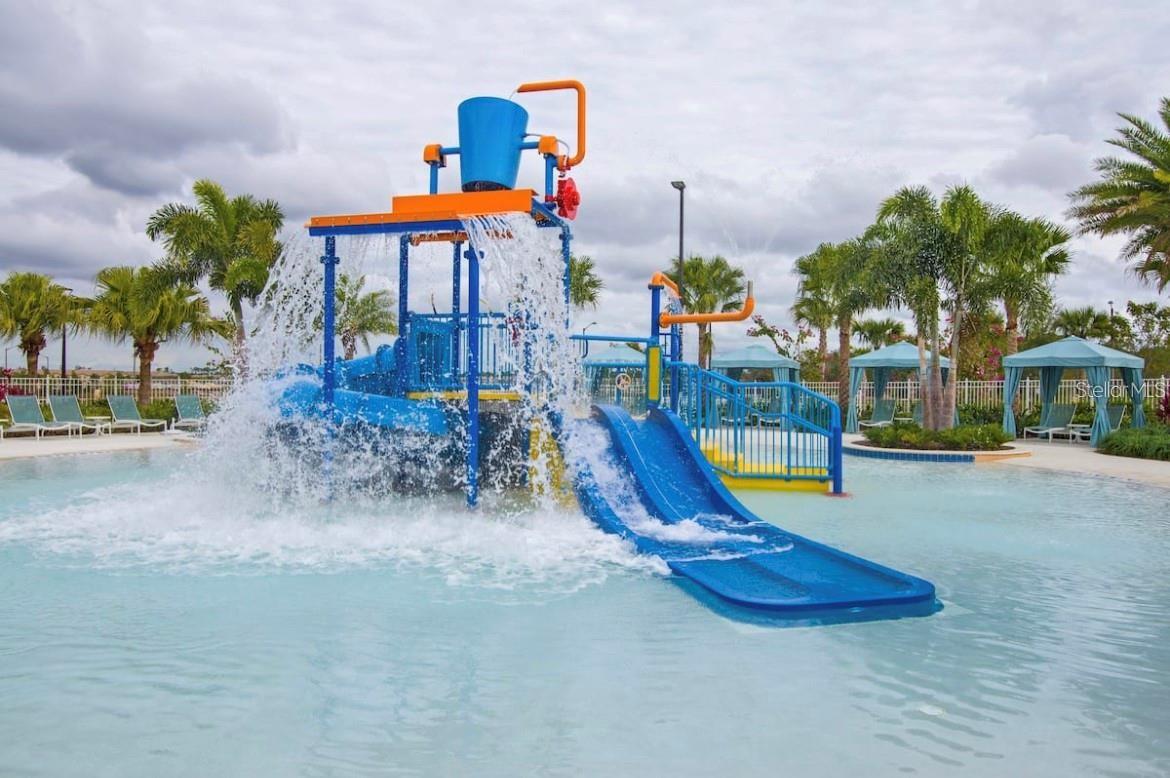 Image 24 of 29 For 1636 Tropical Palms Circle