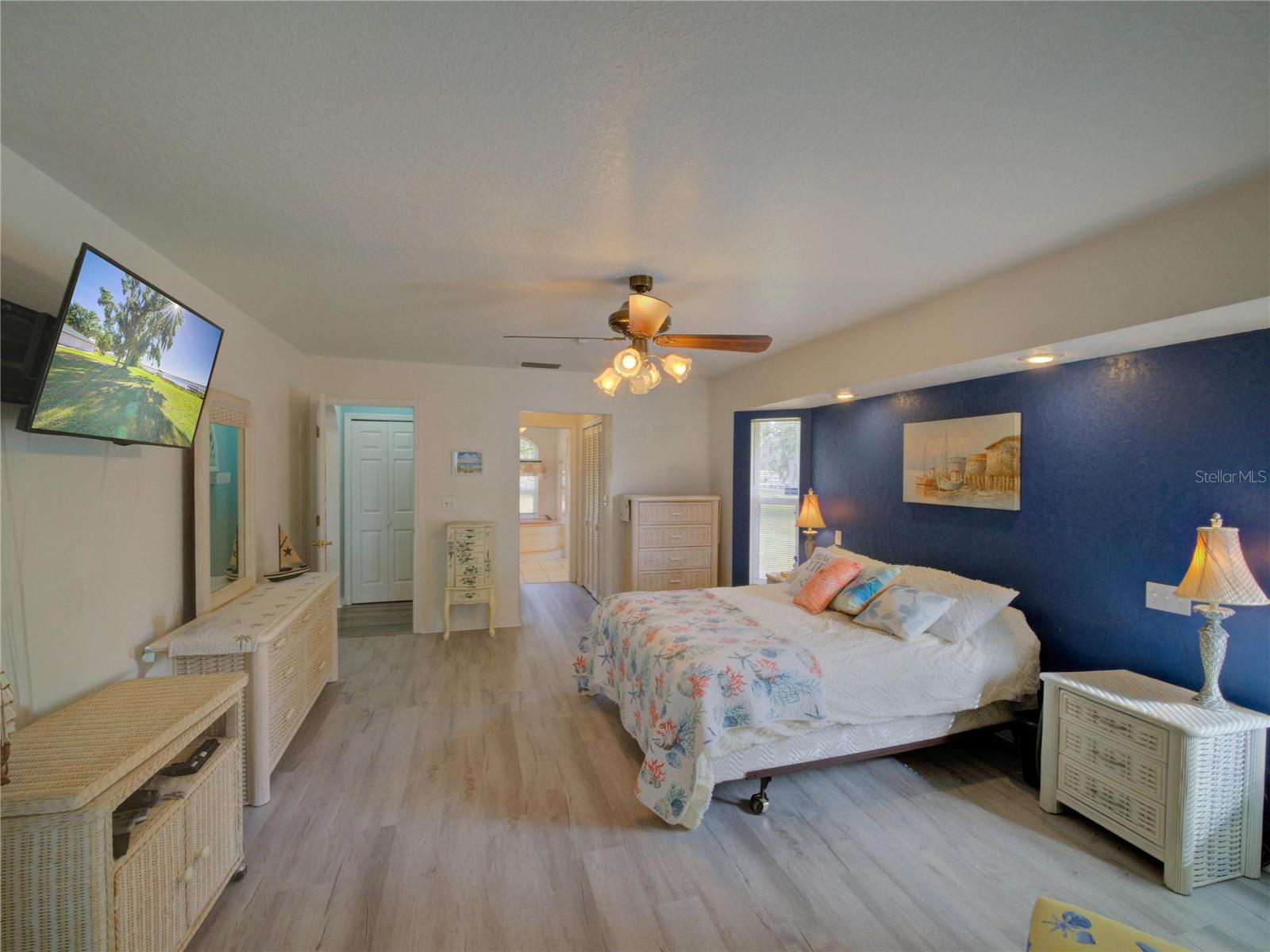 Image 14 of 54 For 739 Lake Reedy Boulevard