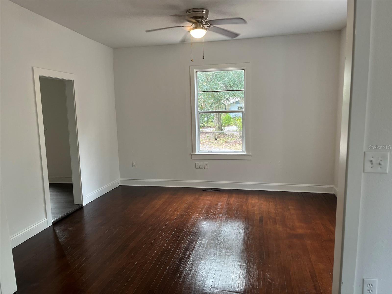 Image 31 of 76 For 704 Euclid Avenue