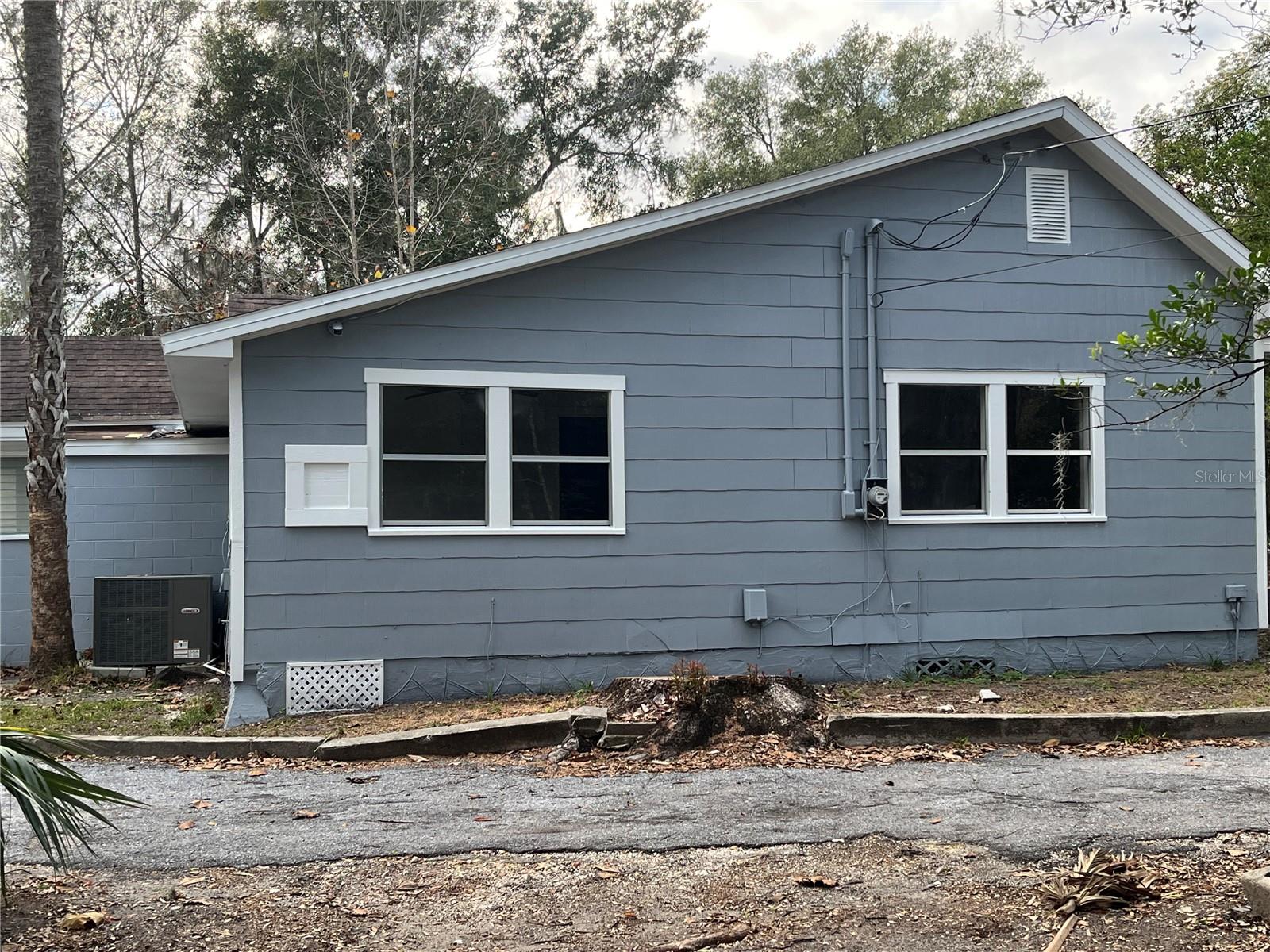 Image 5 of 76 For 704 Euclid Avenue