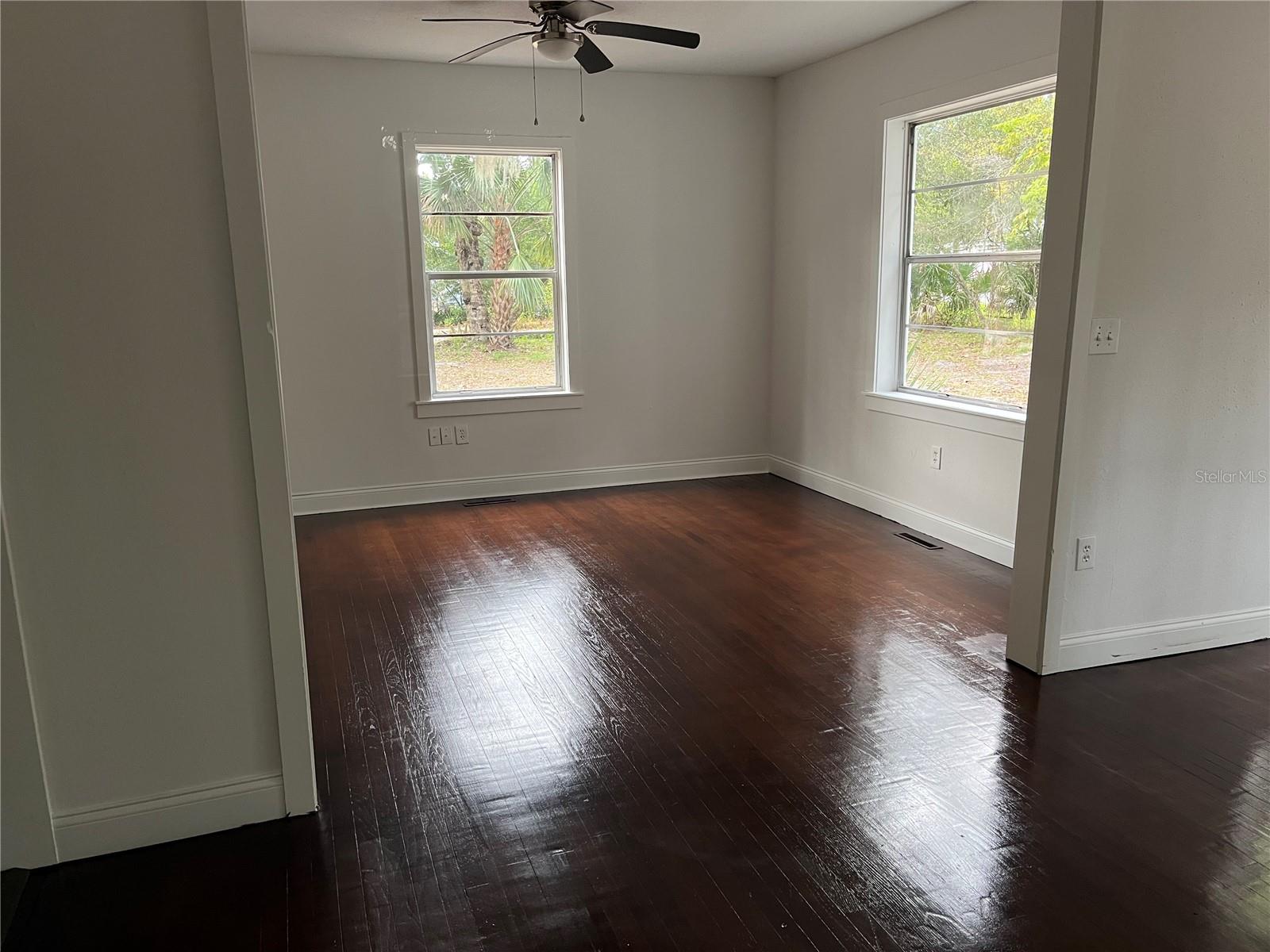 Image 60 of 76 For 704 Euclid Avenue