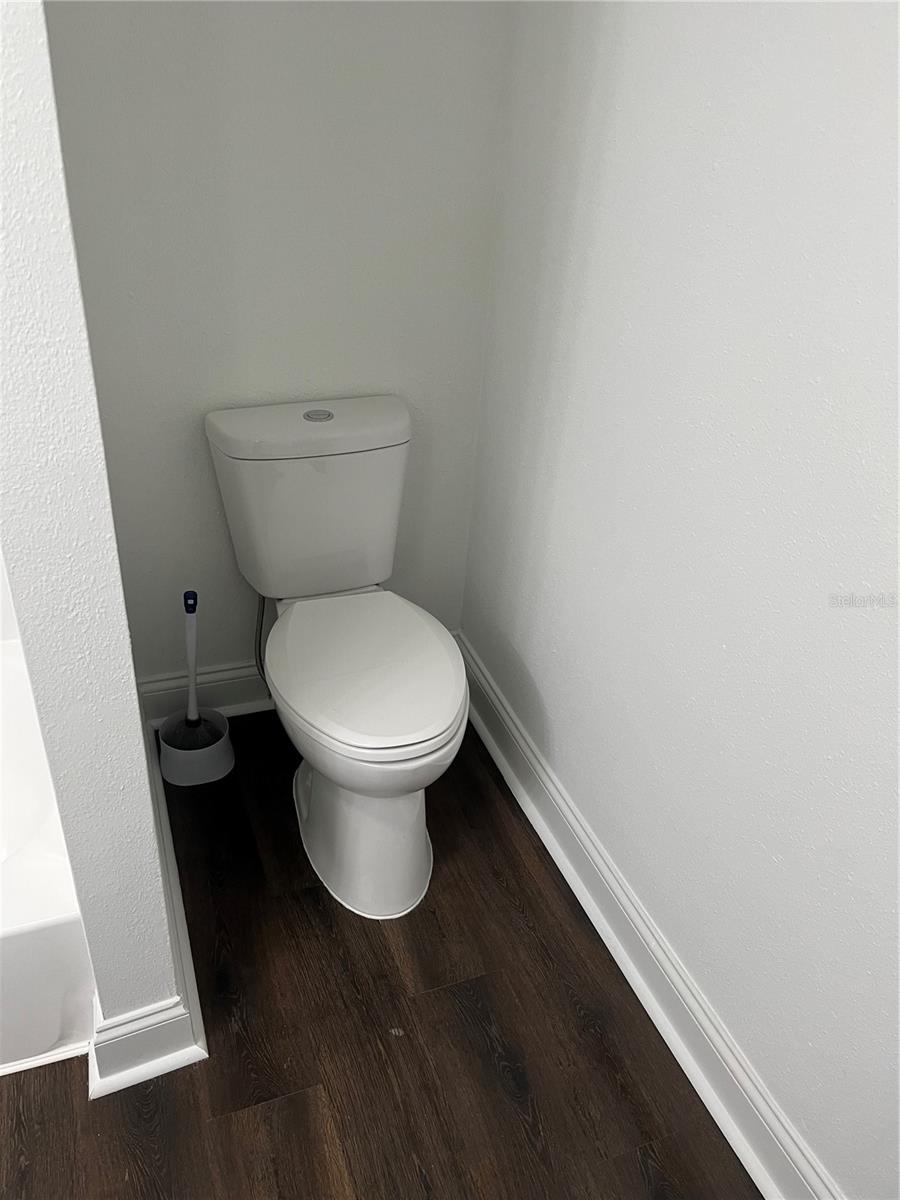 Image 69 of 76 For 704 Euclid Avenue