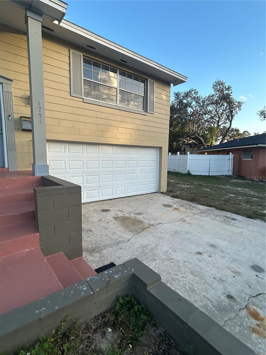 Image 3 of 57 For 1737 Peachwood Lane