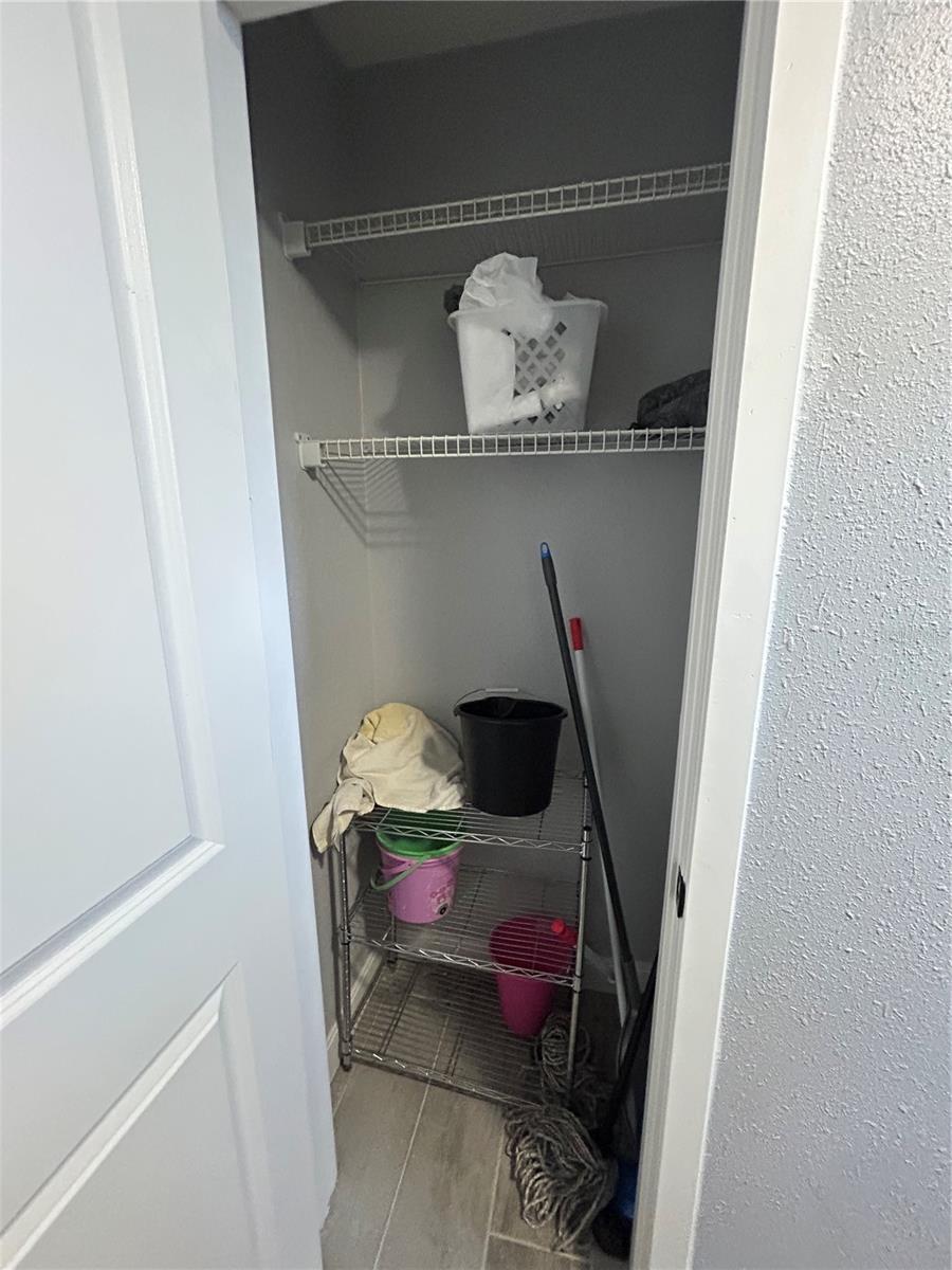 Image 32 of 57 For 1737 Peachwood Lane