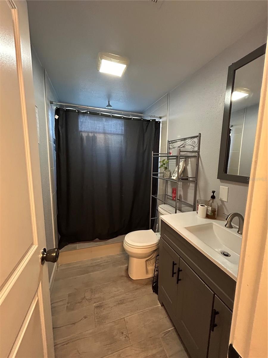 Image 34 of 57 For 1737 Peachwood Lane