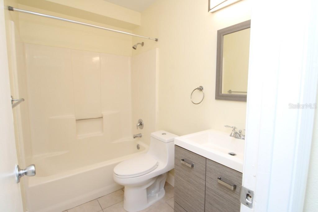 Image 14 of 16 For 1115 Doncaster Court