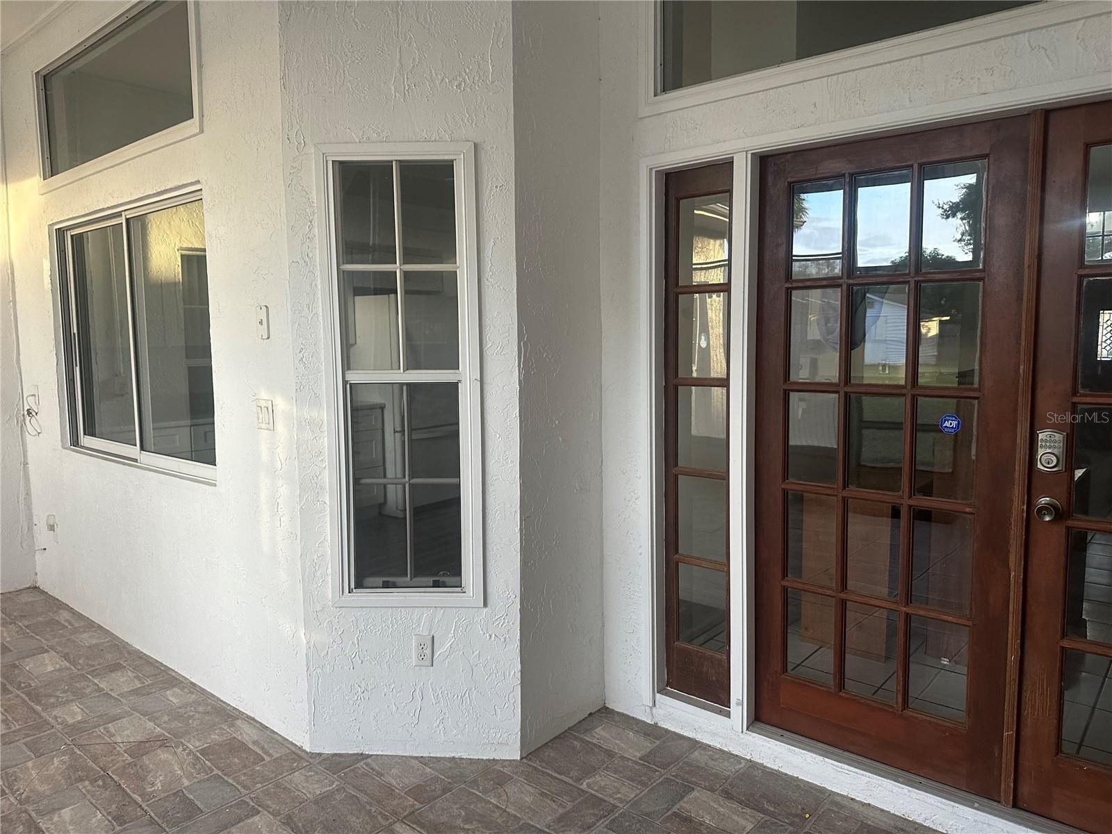 Image 13 of 44 For 1002 Shawnda Lane