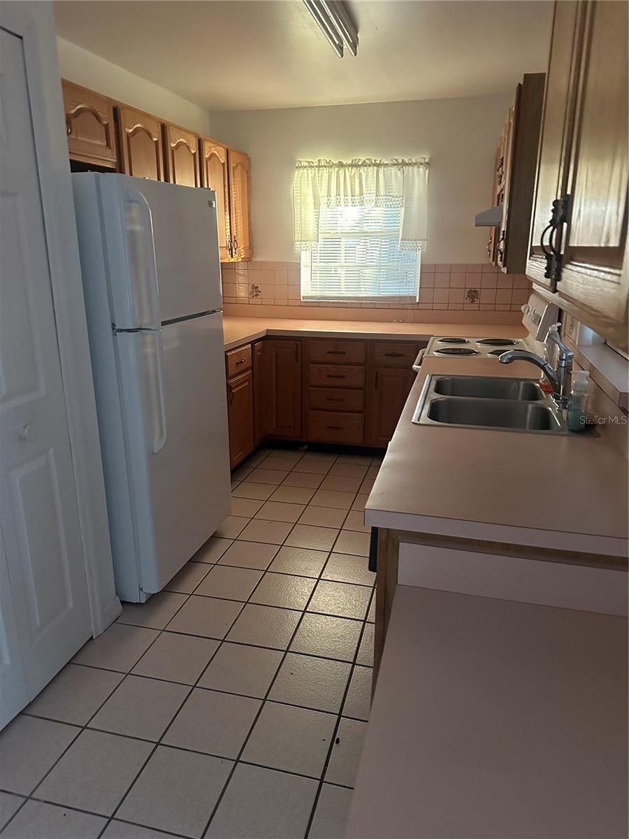 Image 18 of 44 For 1002 Shawnda Lane